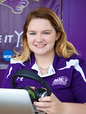 Photo of Abigail Schlueter '17
